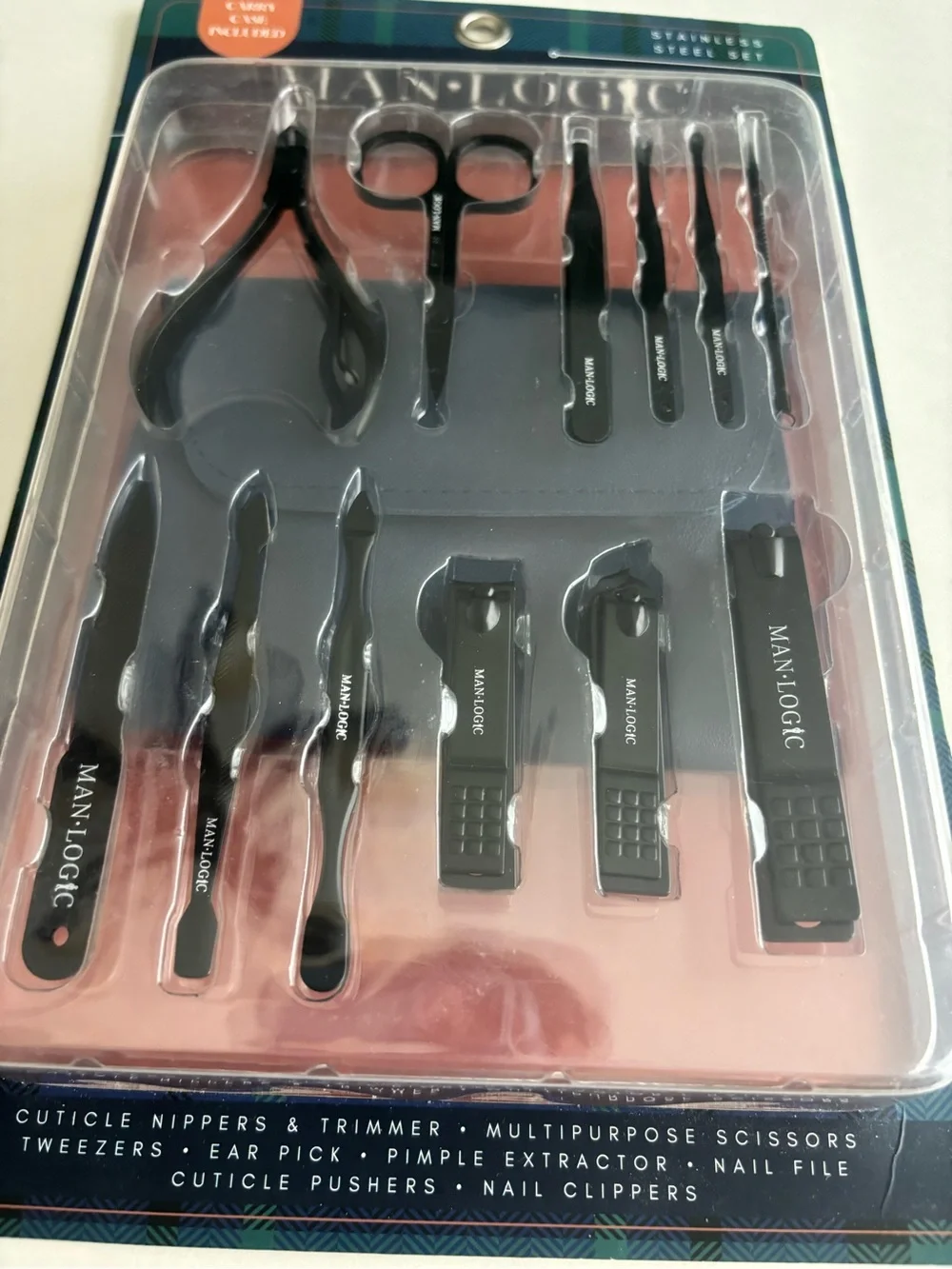 Men’s 12-Piece Grooming Kit in Black